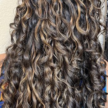 Arcadia Hair Salon - Highlights - Hair Salons Near Me - Watsonville, California Arcadia Hair Salon - Highlights - Hair Salons Near Me - Watsonville, California