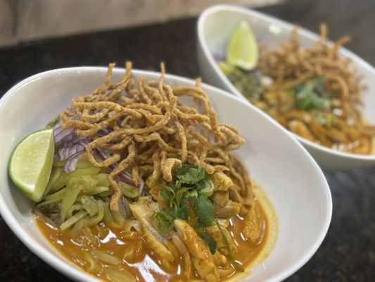 Khao Hom Thai & Sushi by null