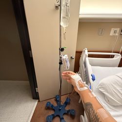HCA Houston Healthcare Conroe - My IV hook up