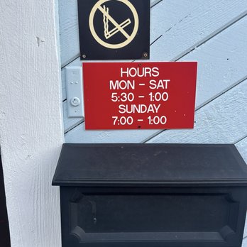 Klemm's Kafe - The hours. Parking is on the south side and west end of the diner. Entrance is on the south side of the diner. - Breakfast & Brunch Near Me - Fort Wayne, Indiana