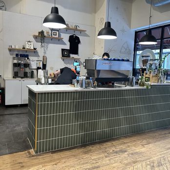 Viator Coffee Co. - Inside - Coffee & Tea Near Me - Elgin, Illinois