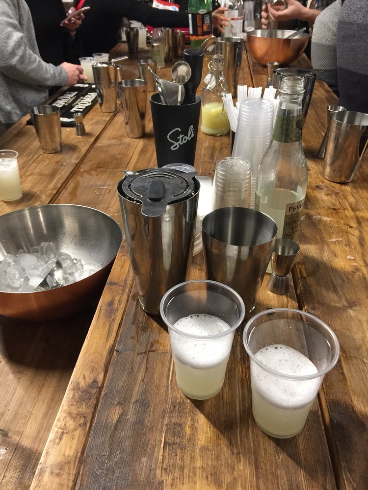 BAREBONES BARTENDING 73 Bathurst Street, Toronto, Ontario Bartending Schools Phone Number