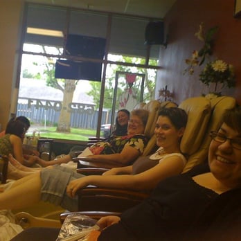 Nails Unlimited - 5 pedicures at once! - Nail Salons Near Me - Wilsonville, Oregon Nails Unlimited - 5 pedicures at once! - Nail Salons Near Me - Wilsonville, Oregon