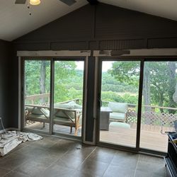 Perky's Restaurant - New door install