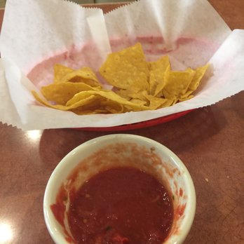 El Loro Eagan - Chip and salsa - Mexican Near Me - Eagan, Minnesota El Loro Eagan - Chip and salsa - Mexican Near Me - Eagan, Minnesota