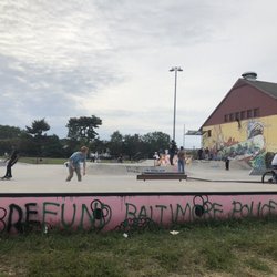 Roosevelt Park - Skateboard ramps