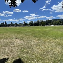 Meldrum Bar Park - Playing field