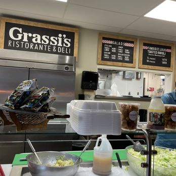 Grassi's Ristorante & Deli - Italian Near Me - Frontenac, Missouri