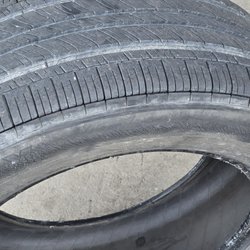 Sandy's Tire Sales & Service - sold a retread tire without being told. the retread separated. was only told it was a used tire not a retread.