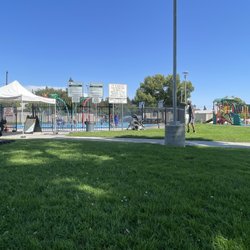 The Splash Pad - Alma Hoffman - Splash pad clean and secure