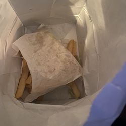 Johnny's Burgers - Cold to the touch greasy fries