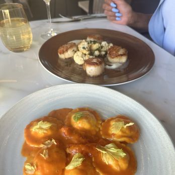 Spago - Lobster ravioli and scallops - New American Near Me - Las Vegas, Nevada Spago - Lobster ravioli and scallops - New American Near Me - Las Vegas, Nevada