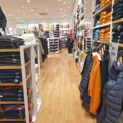 Uniqlo