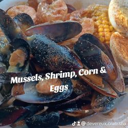Devereux Crab Shack - Mussels, Shrimp, Corn, Eggs