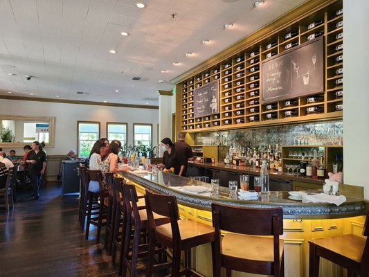 Photo of Ad Hoc - Yountville, CA, US. Bar seating
