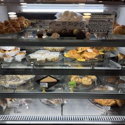 Sugar & Rhyme coffeehouse - Food Case