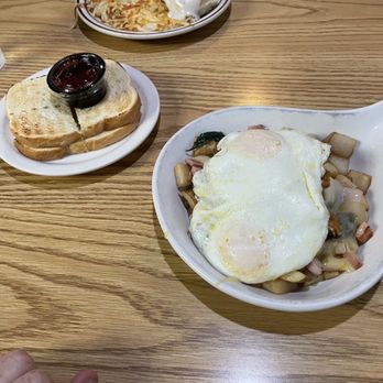 Ramblin Roads - French Skillet. Super lovely. - Breakfast & Brunch Near Me - Bountiful, Utah Ramblin Roads - French Skillet. Super lovely. - Breakfast & Brunch Near Me - Bountiful, Utah