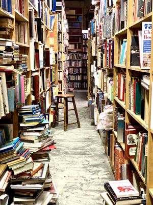 Ken Sanders Rare Books by null