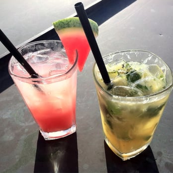High Rooftop Lounge - Melon margarita and passion fruit mojito - Lounges Near Me - Venice, California High Rooftop Lounge - Melon margarita and passion fruit mojito - Lounges Near Me - Venice, California