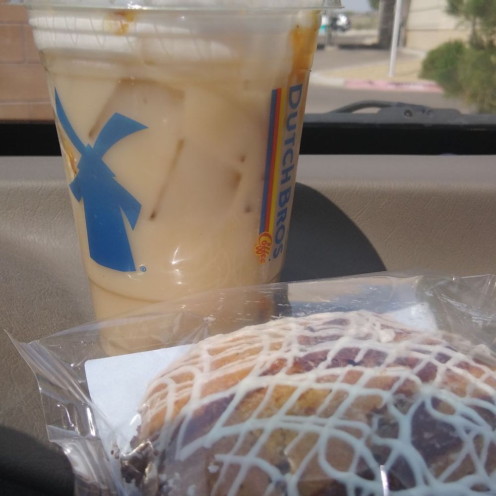 Dutch Bros Coffee - Caramel brulee pumpkin with choco chip muffin top - Juice Bars & Smoothies Near Me - Rio Rancho, New Mexico