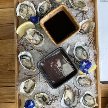 The Crouching Lion - Oysters - Beer Bar Near Me - Kaaawa, Hawaii