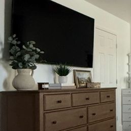 Dresser Dresser