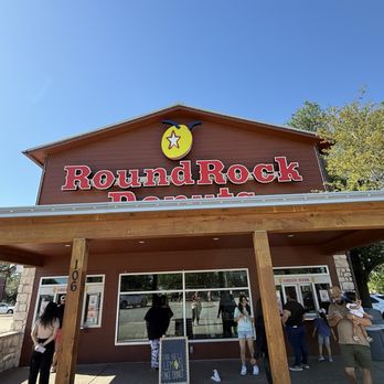 Round Rock Donuts - Bakeries Near Me - Round Rock, Texas