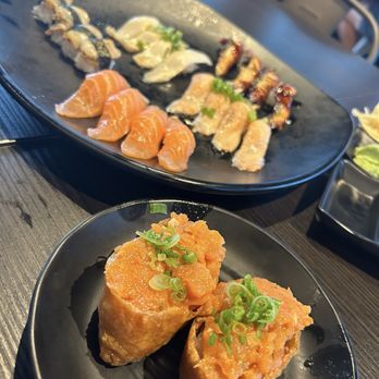 Its Sushi - Nigiri, puff salmon - Sushi Bars Near Me - Roseville, California Its Sushi - Nigiri, puff salmon - Sushi Bars Near Me - Roseville, California