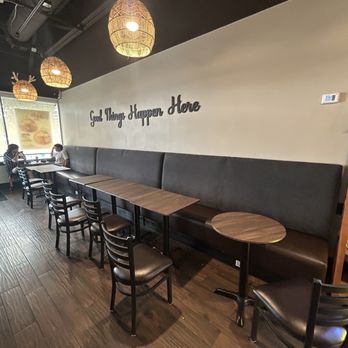 Nice 2 Meet Cha - Seating area - Bubble Tea Near Me - Maple Grove, Minnesota Nice 2 Meet Cha - Seating area - Bubble Tea Near Me - Maple Grove, Minnesota