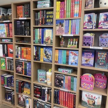 Bubble Tea and Books - Books! This is the children's area. - Bubble Tea Near Me - Lake Zurich, Illinois Bubble Tea and Books - Books! This is the children's area. - Bubble Tea Near Me - Lake Zurich, Illinois