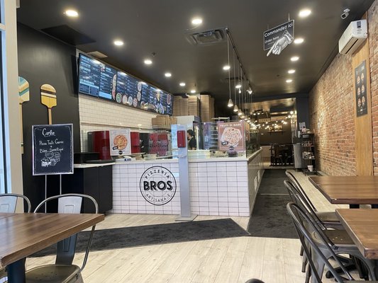 Pizzeria Bros (Old Montreal) by null