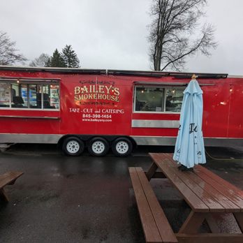 Bailey's Smokehouse - Pickup your takeout orders here - Barbeque Near Me - Blauvelt, New York