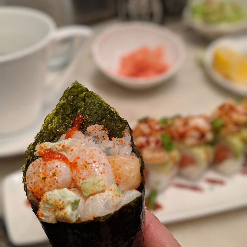 Oceano - Scallops hand roll - got two of these - Seafood Near Me - Reno, Nevada Oceano - Scallops hand roll - got two of these - Seafood Near Me - Reno, Nevada