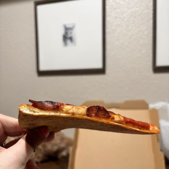 Delish Pizza - Pizza Near Me - Gold River, California