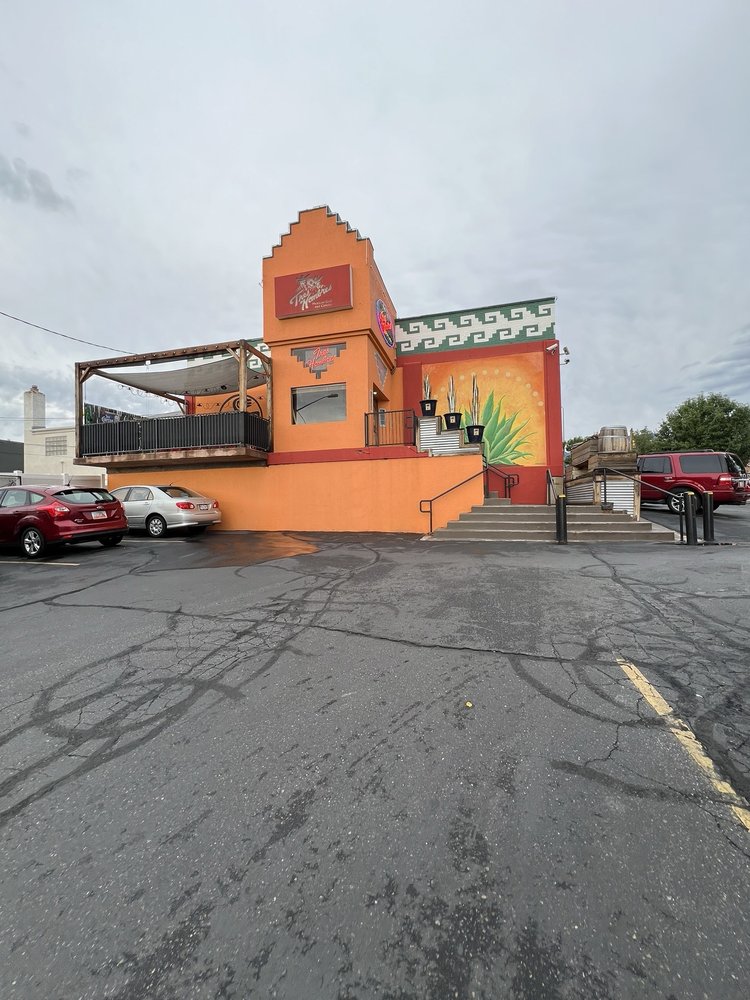 Tres Hombres Mexican Grill and Cantina