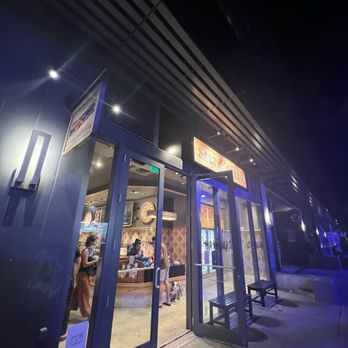Salt & Straw - Outside - Ice Cream & Frozen Yogurt Near Me - Miami, Florida