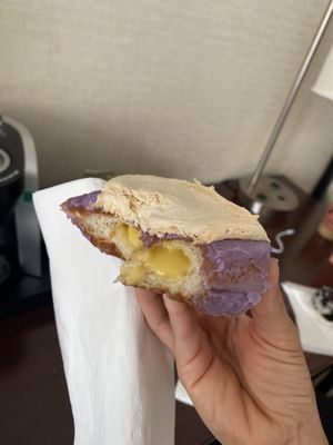 Blackbird Doughnuts Beacon Hill by null