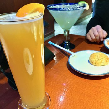 Red Lobster - The two-handed $5 margarita easily trims the paltry domestic beer on-tap. - Seafood Near Me - San Jose, California