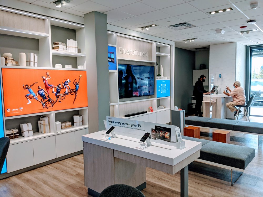 XFINITY STORE BY COMCAST Updated October 2024 18 Photos & 23
