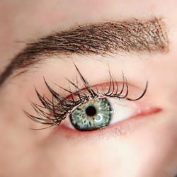 So Pretty It Hurts Permanent Makeup Studio - Combo Brow