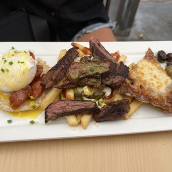 Pil Pil - Three For $25 - Tapas Bars Near Me - New York, New York Pil Pil - Three For $25 - Tapas Bars Near Me - New York, New York