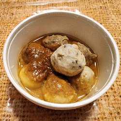 Ona Noodle - Satay assorted meat balls