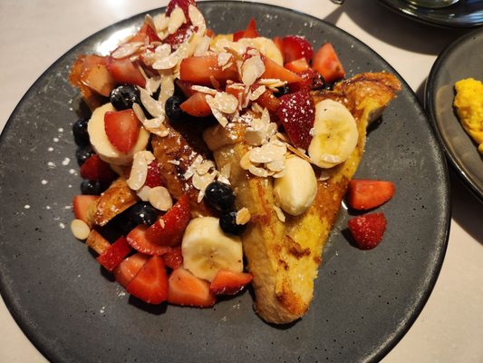 Truth & Tonic by null