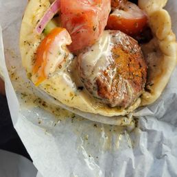 Looks like it was thrown together in a hurry. Smh Looks like it was thrown together in a hurry. Smh