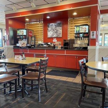 Fazoli's - the inside of a restaurant - Italian Near Me - Mansfield, Ohio Fazoli's - the inside of a restaurant - Italian Near Me - Mansfield, Ohio