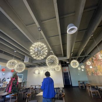 Feng Cha-Chula Vista - Spacious Indoor seatings - Bubble Tea Near Me - Chula Vista, California
