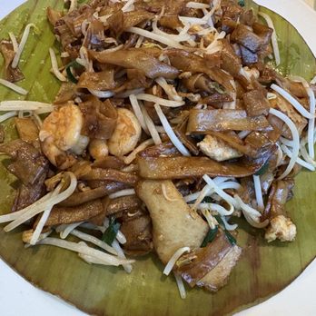 Ipoh Kopitiam - stirred fried flat noodles - Malaysian Near Me - Alhambra, California Ipoh Kopitiam - stirred fried flat noodles - Malaysian Near Me - Alhambra, California