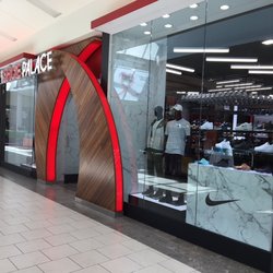 Shoe Palace