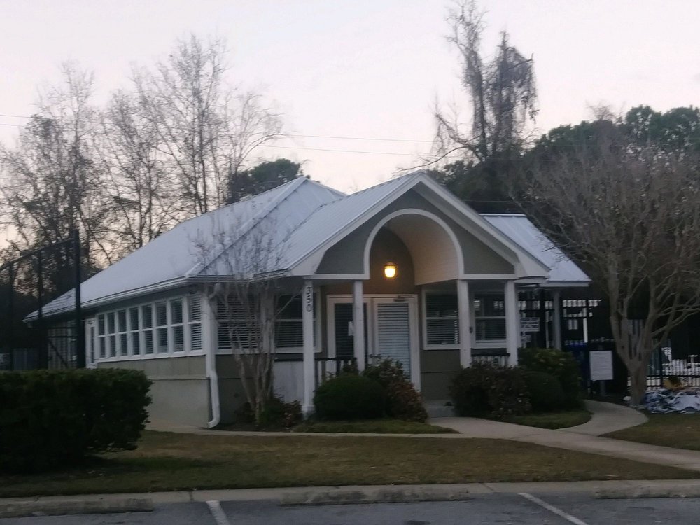 Slide of Top Notch Roofing & Exteriors