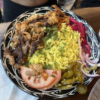Habibi Grill - Chicken Shawarma entree - Cafes Near Me - Columbus, Ohio